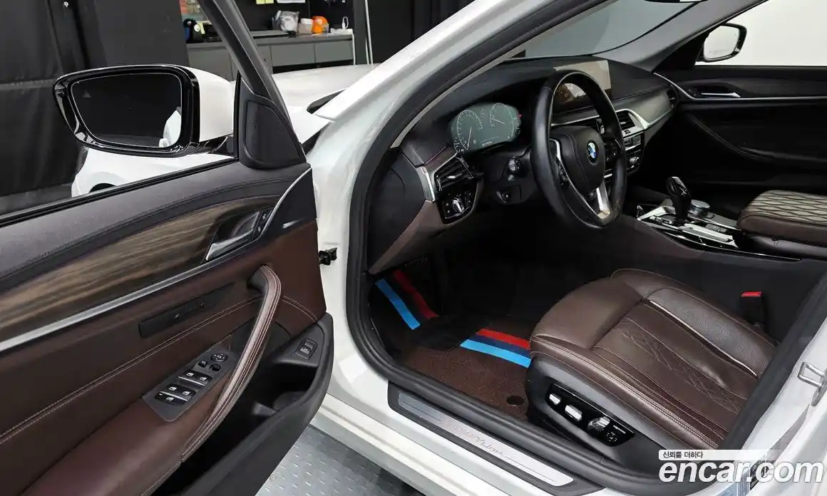 BMW 5-Series 2019 2.0 Автомат в Москве № 157355, фото 11