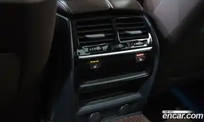 BMW 5-Series 2019 2.0 Автомат в Москве № 157355, миниатюра 2