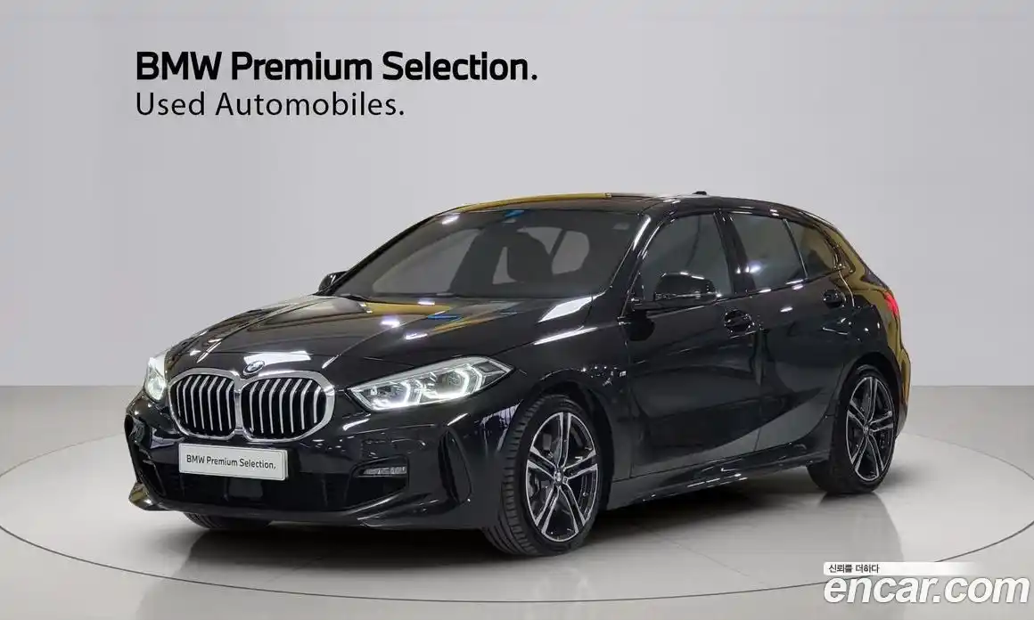 BMW 1-Series 2023 2.0 Автомат в Москве № 157612, фото 1