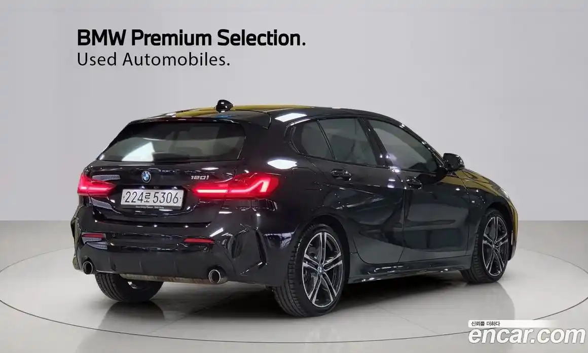 BMW 1-Series 2023 2.0 Автомат в Москве № 157612, фото 2