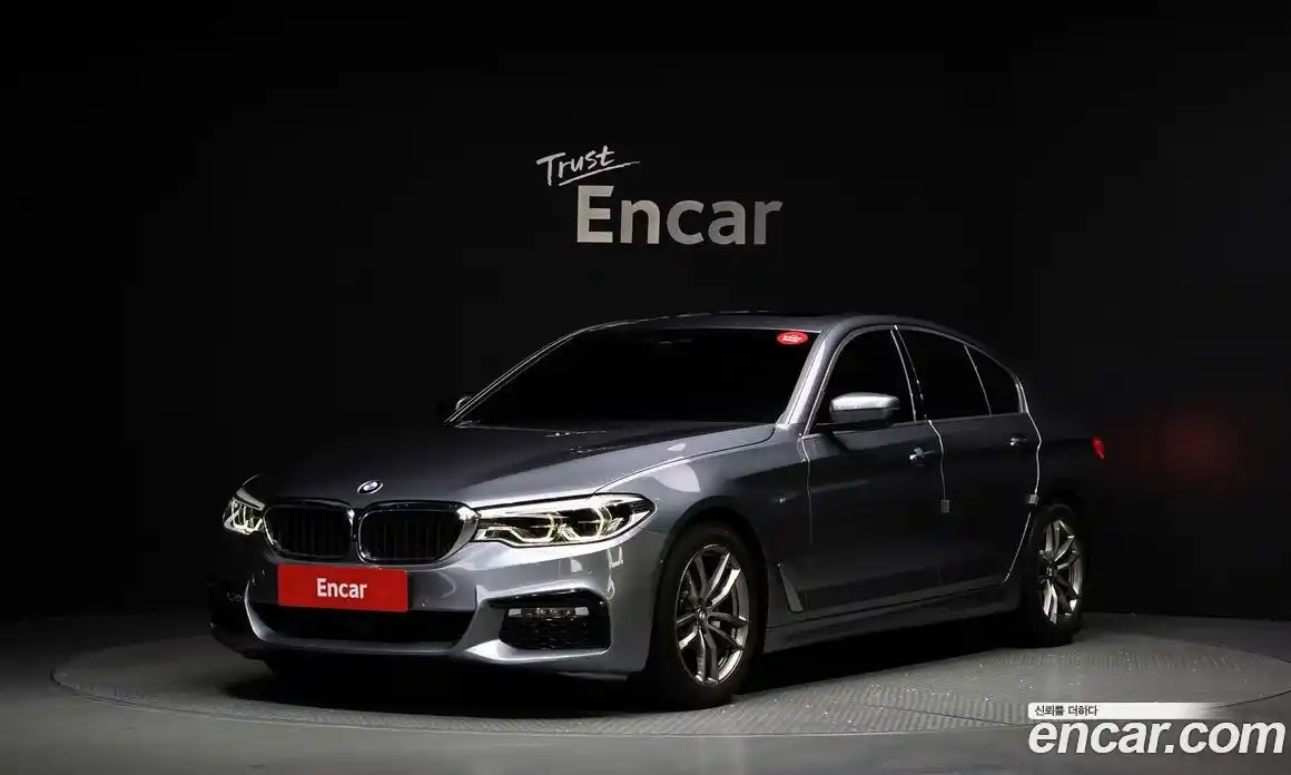 BMW 5-Series 2018 2.0 Автомат в Москве № 159394, фото 1