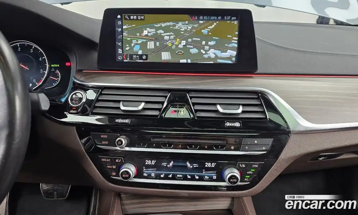 BMW 5-Series 2018 2.0 Автомат в Москве № 159394, фото 14