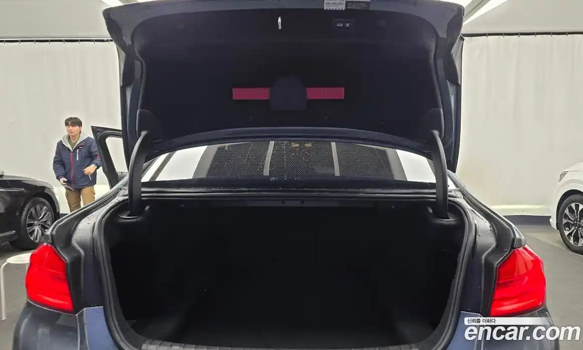 BMW 5-Series 2018 2.0 Автомат в Москве № 159394, фото 20