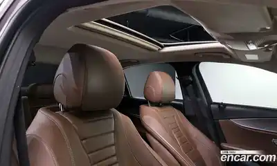 Mercedes-Benz E-Class, 2019