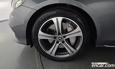 Mercedes-Benz E-Class 2019 2.0 Автомат в Москве № 160874, миниатюра 12