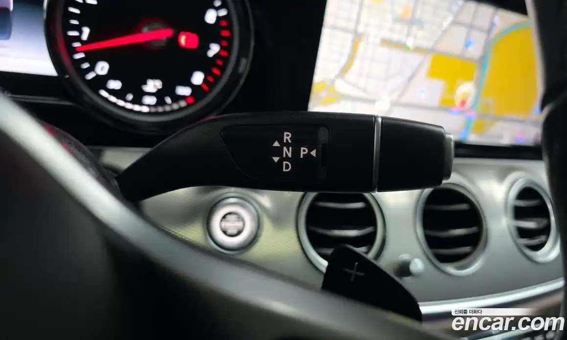 Mercedes-Benz E-Class 2019 2.0 Автомат в Москве № 160874, фото 13