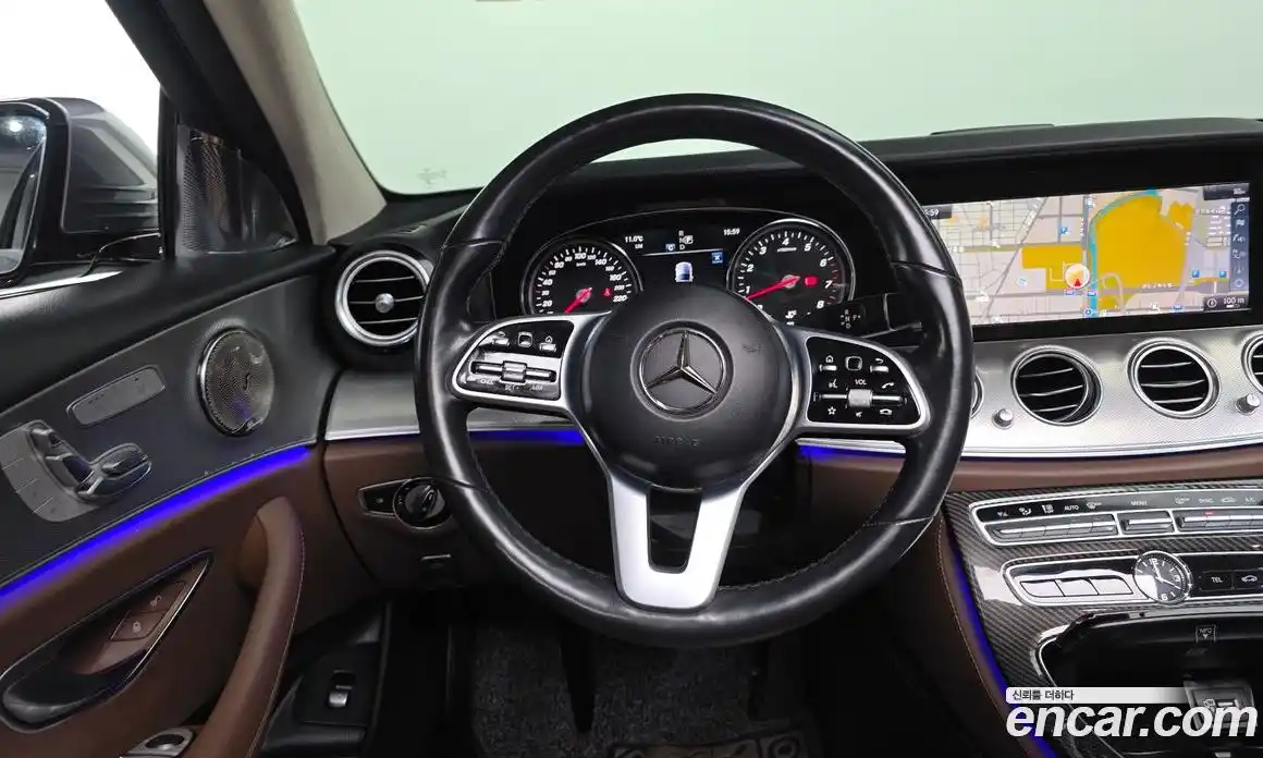 Mercedes-Benz E-Class 2019 2.0 Автомат в Москве № 160874, фото 17