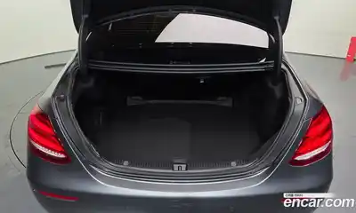 Mercedes-Benz E-Class 2019 2.0 Автомат в Москве № 160874, миниатюра 6