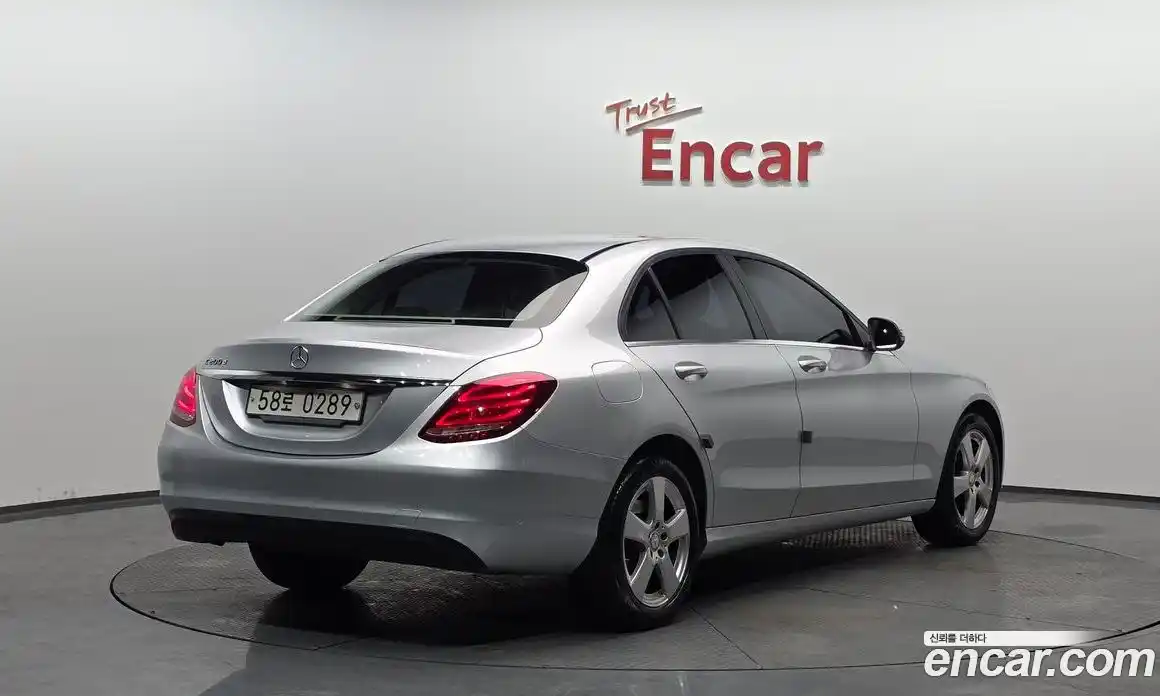 Mercedes-Benz C-Class 2016 1.6 Автомат в Москве № 161069, фото 16