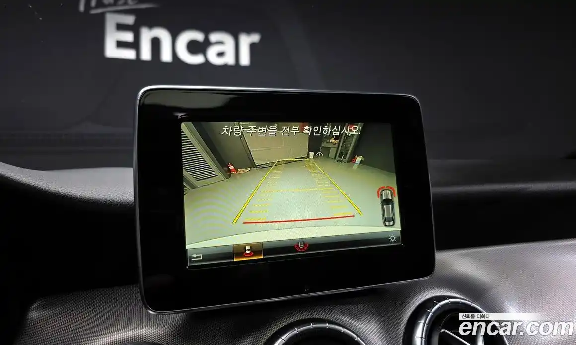 Mercedes-Benz CLA-Class 2018 2.0 Автомат в Москве № 161898, фото 6