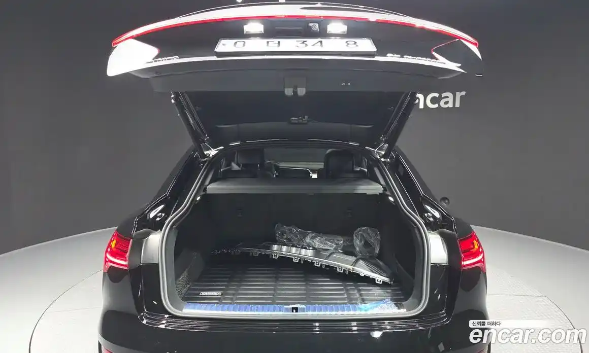 Audi e-tron 2022 0.2 Автомат в Москве № 163326, фото 1