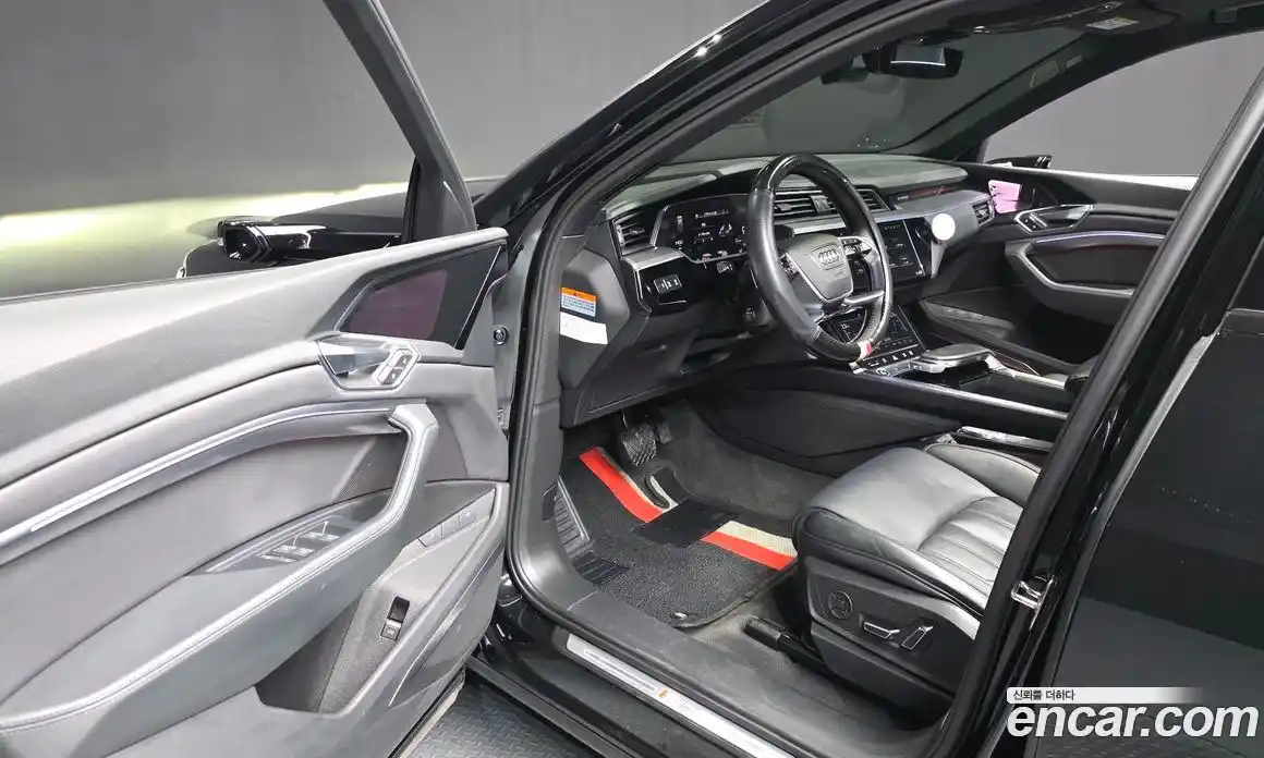 Audi e-tron 2022 0.2 Автомат в Москве № 163326, фото 20