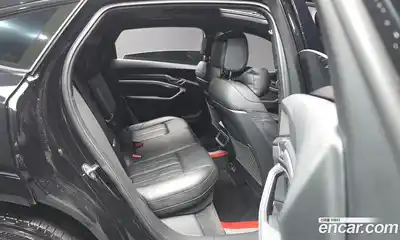 Audi e-tron 2022 0.2 Автомат в Москве № 163326, миниатюра 4