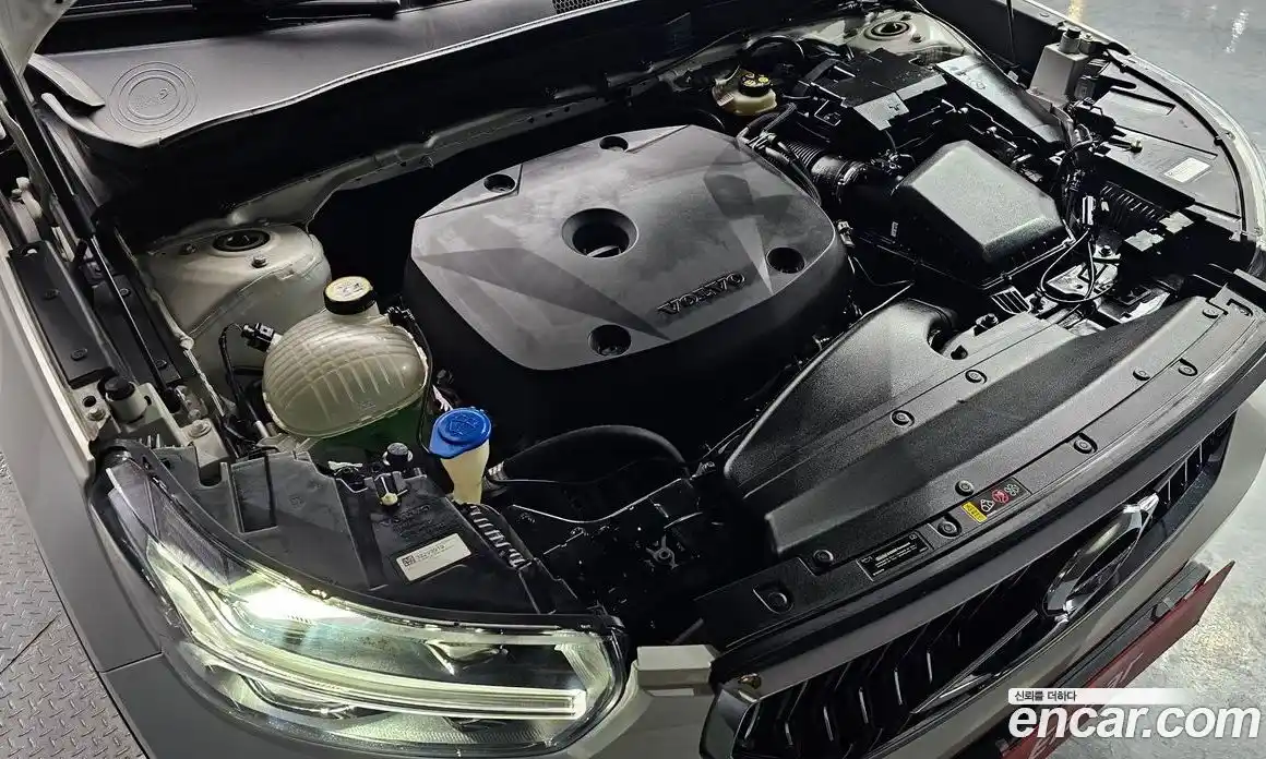 Volvo XC40 2020 2.0 Автомат в Москве № 164243, фото 14