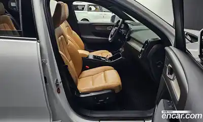 Volvo XC40 2020 2.0 Автомат в Москве № 164243, миниатюра 2