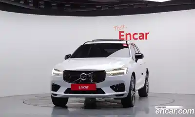 Volvo XC60 2021 2.0 Автомат в Москве № 164363, миниатюра 3