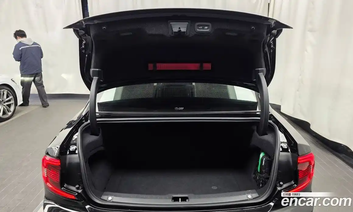 Volvo S90 2021 2.0 Автомат в Москве № 164537, фото 13