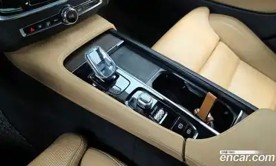 Volvo S90 2021 2.0 Автомат в Москве № 164537, миниатюра 10