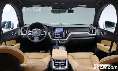 Volvo XC60 2018 2.0 Автомат в Москве № 164842, миниатюра 10