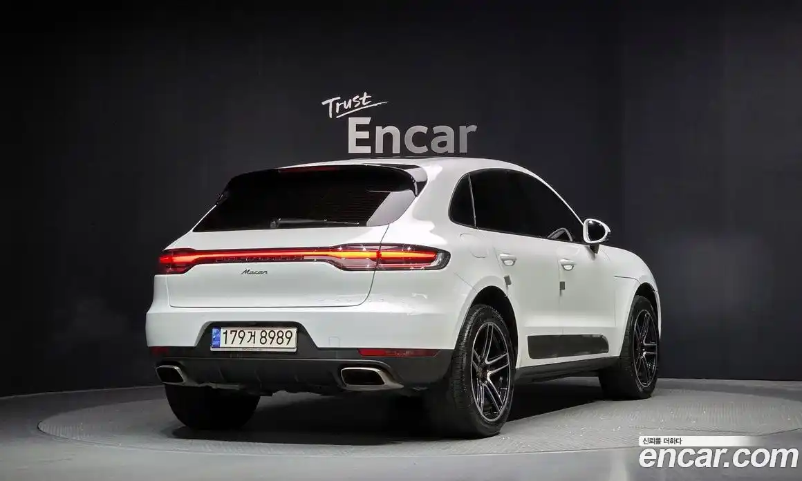 Porsche Macan 2021 2.0 Автомат в Москве № 165091, фото 6