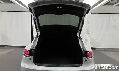 Porsche Macan 2021 2.0 Автомат в Москве № 165091, миниатюра 10