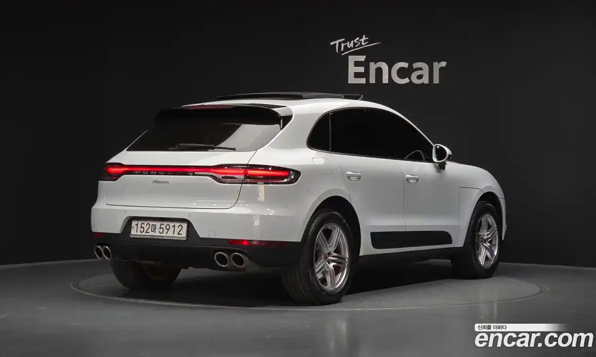 Porsche Macan 2019 2.0 Автомат в Москве № 165476, фото 15