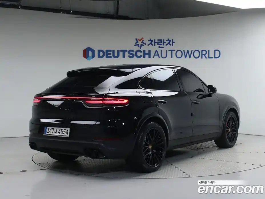 Porsche Cayenne 2022 3.0 Автомат в Москве № 165828, фото 3