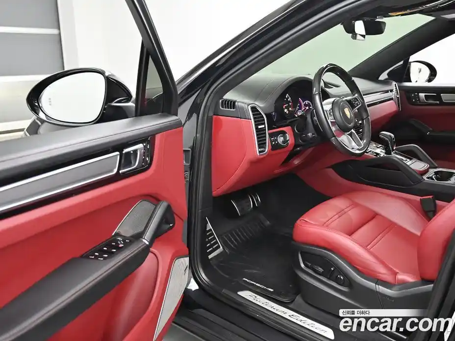 Porsche Cayenne 2022 3.0 Автомат в Москве № 165828, фото 9