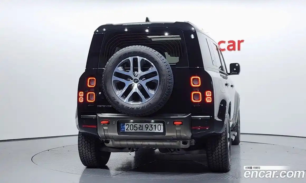 Land Rover Defender 2024 3.0 Автомат в Москве № 165955, фото 16