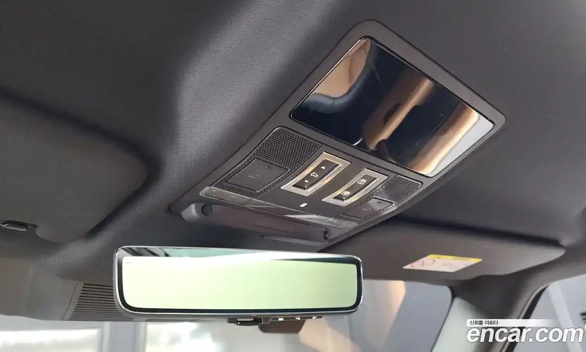 Land Rover Defender 2024 3.0 Автомат в Москве № 165955, фото 17