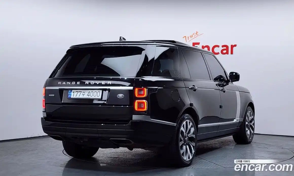 Land Rover Range-Rover 2018 4.4 Автомат в Москве № 166347, фото 14