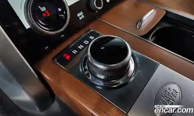 Land Rover Range-Rover 2018 4.4 Автомат в Москве № 166347, миниатюра 5