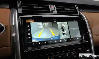 Land Rover Discovery 2018 3.0 Автомат в Москве № 166445, миниатюра 11