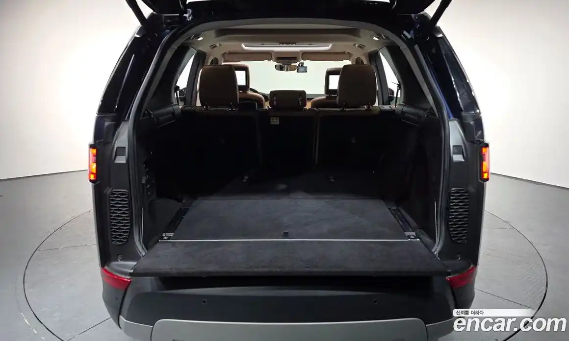 Land Rover Discovery 2018 3.0 Автомат в Москве № 166445, фото 15