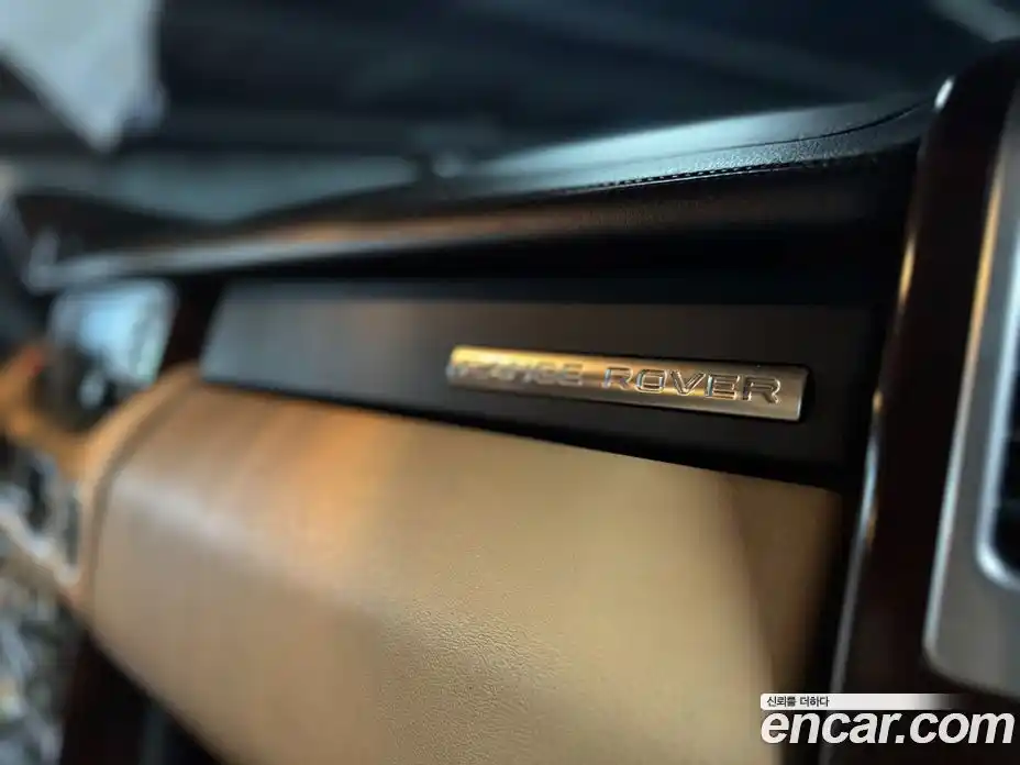 Land Rover Range-Rover 2008 4.4 Автомат в Москве № 166698, фото 13