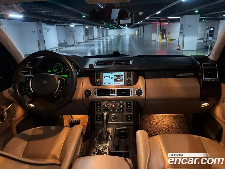 Land Rover Range-Rover 2008 4.4 Автомат в Москве № 166698, фото 7