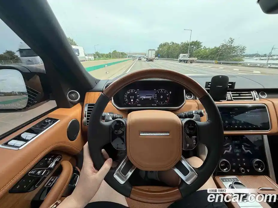 Land Rover Range-Rover 2021 5.0 Автомат в Москве № 166765, фото 7