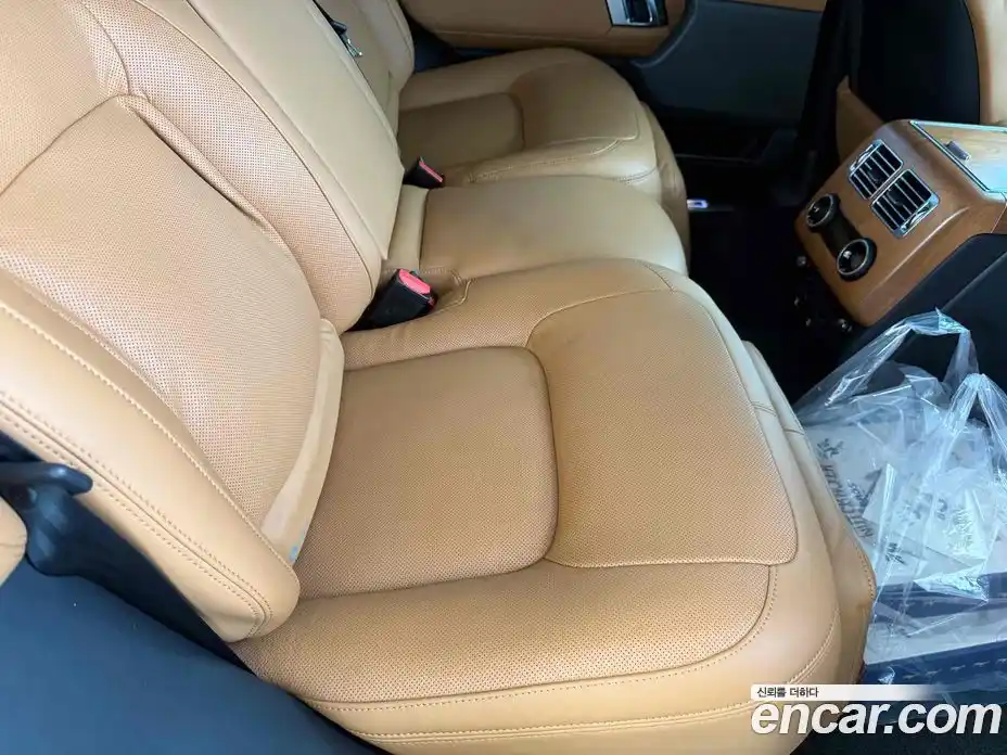 Land Rover Range-Rover 2021 5.0 Автомат в Москве № 166765, фото 9