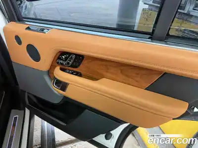 Land Rover Range-Rover 2021 5.0 Автомат в Москве № 166765, миниатюра 10