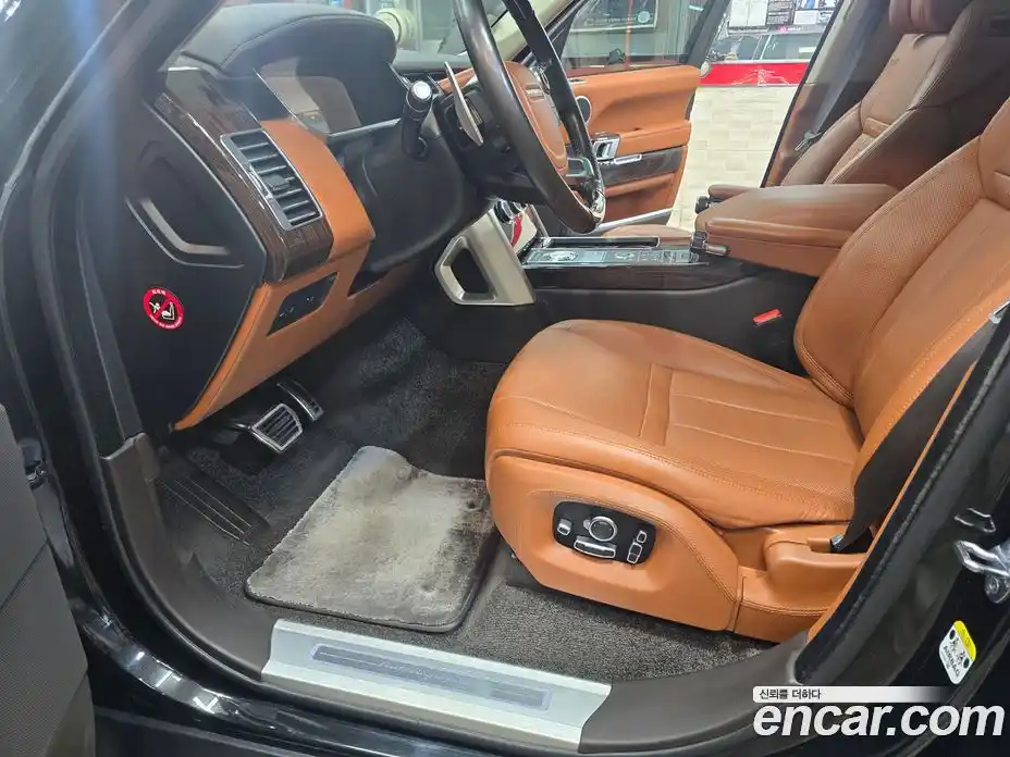 Land Rover Range-Rover 2017 5.0 Автомат в Москве № 166844, фото 16