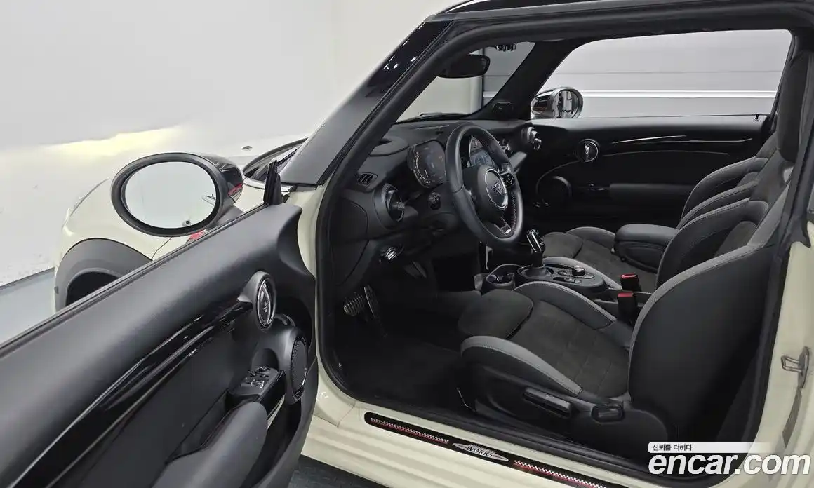 Mini Cooper 2022 2.0 Автомат в Москве № 167088, фото 1