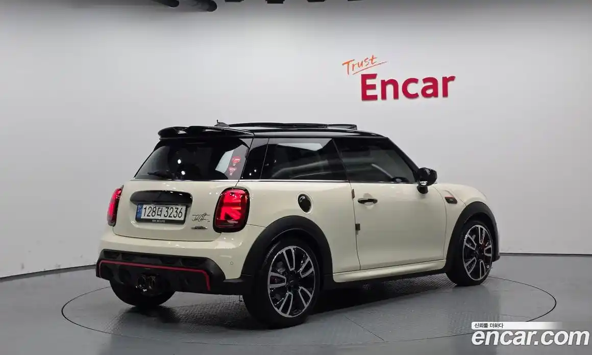 Mini Cooper 2022 2.0 Автомат в Москве № 167088, фото 17