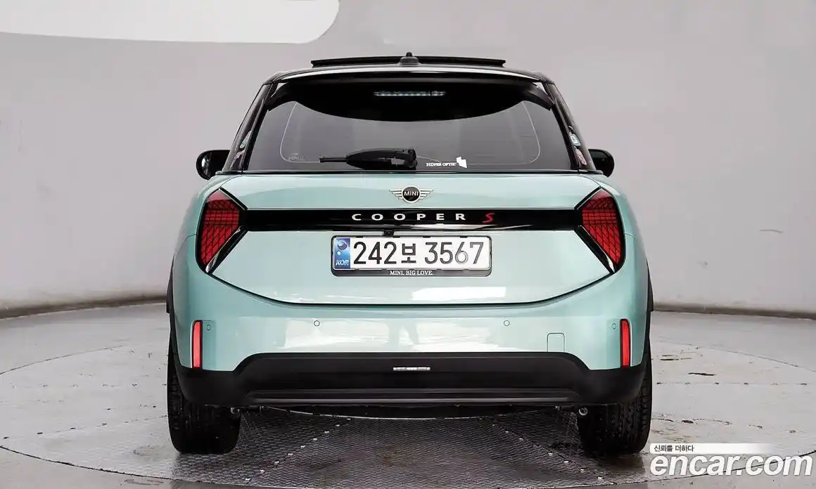 Mini Cooper 2025 2.0 Автомат в Москве № 167409, фото 4