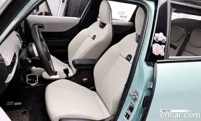 Mini Cooper 2025 2.0 Автомат в Москве № 167409, миниатюра 10