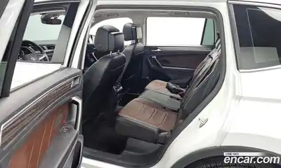 Volkswagen Tiguan 2022 2.0 Автомат в Москве № 168790, миниатюра 2