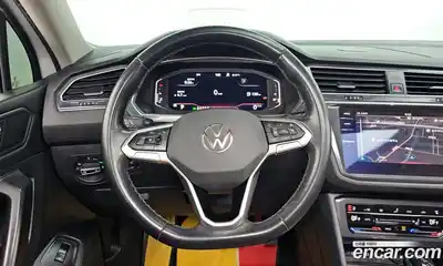 Volkswagen Tiguan 2022 2.0 Автомат в Москве № 168790, миниатюра 10