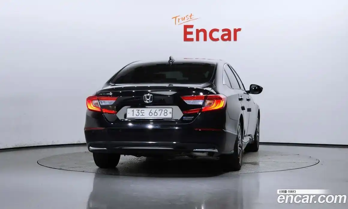 Honda Accord 2018 2.0 Автомат в Москве № 170645, фото 12