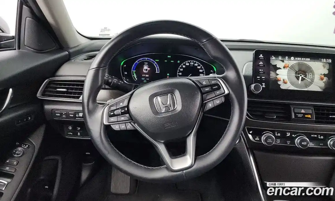 Honda Accord 2018 2.0 Автомат в Москве № 170645, фото 3