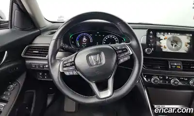 Honda Accord 2018 2.0 Автомат в Москве № 170645, миниатюра 3