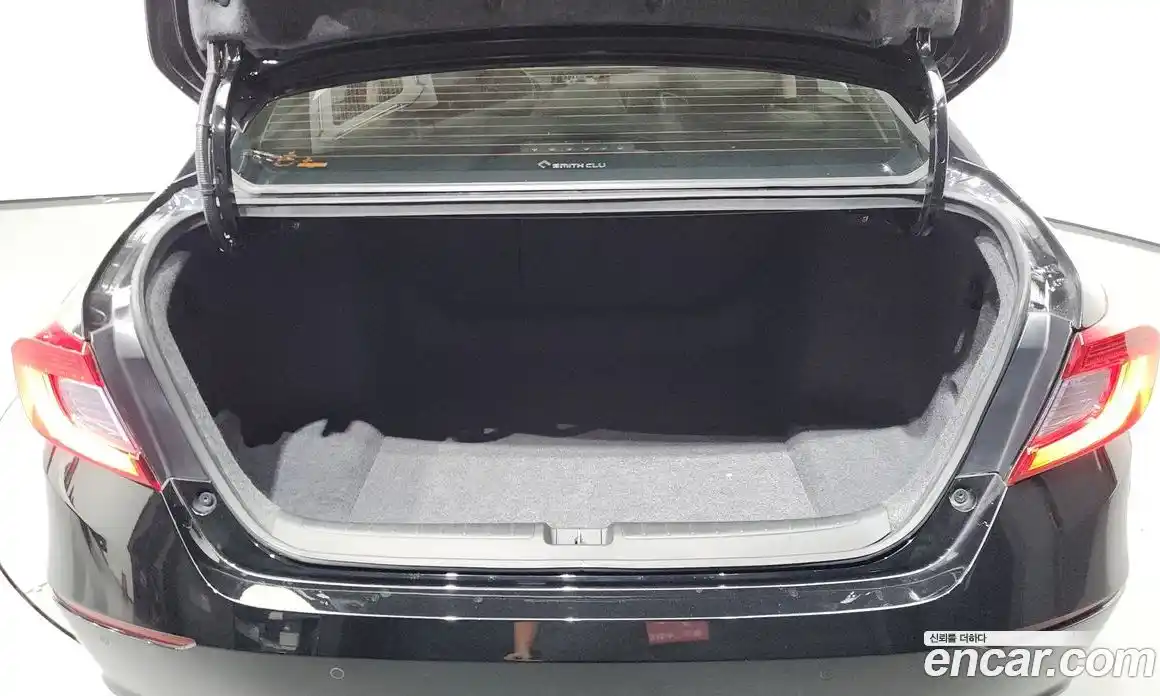 Honda Accord 2018 2.0 Автомат в Москве № 170645, фото 7